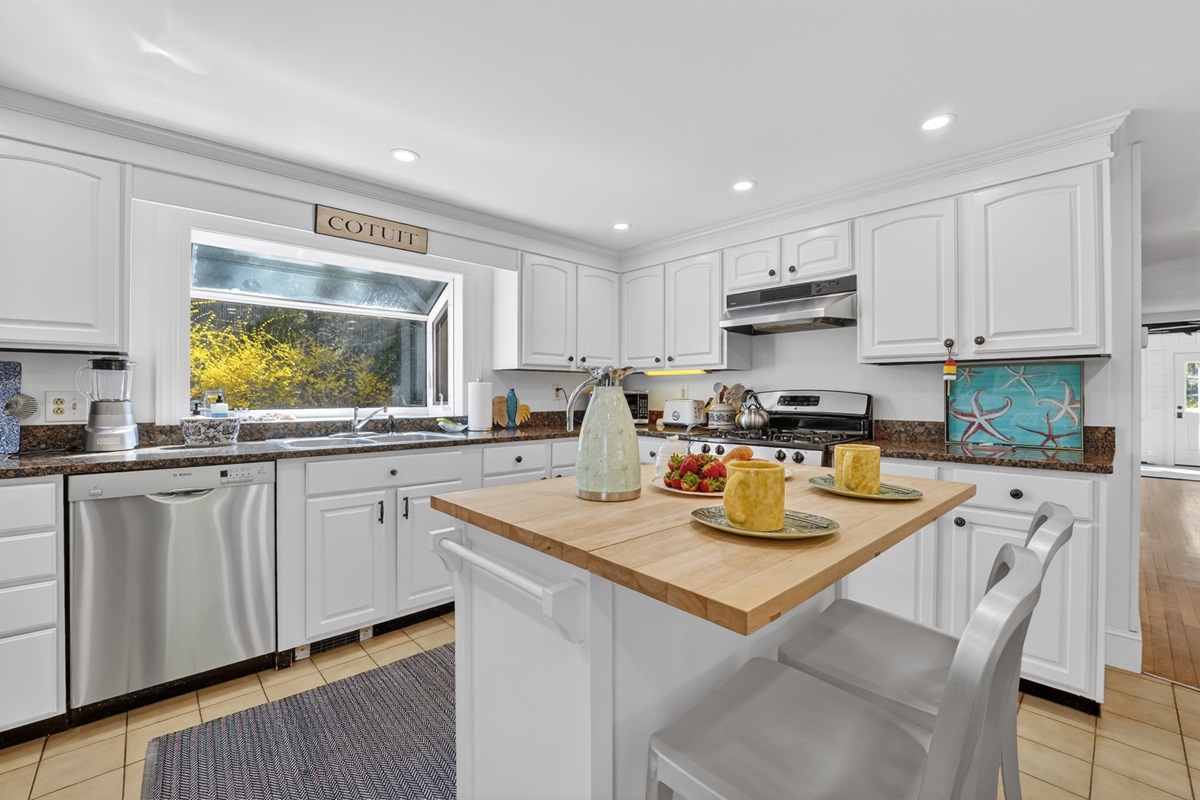 A comfortable kitchen with all the essentials at hand!