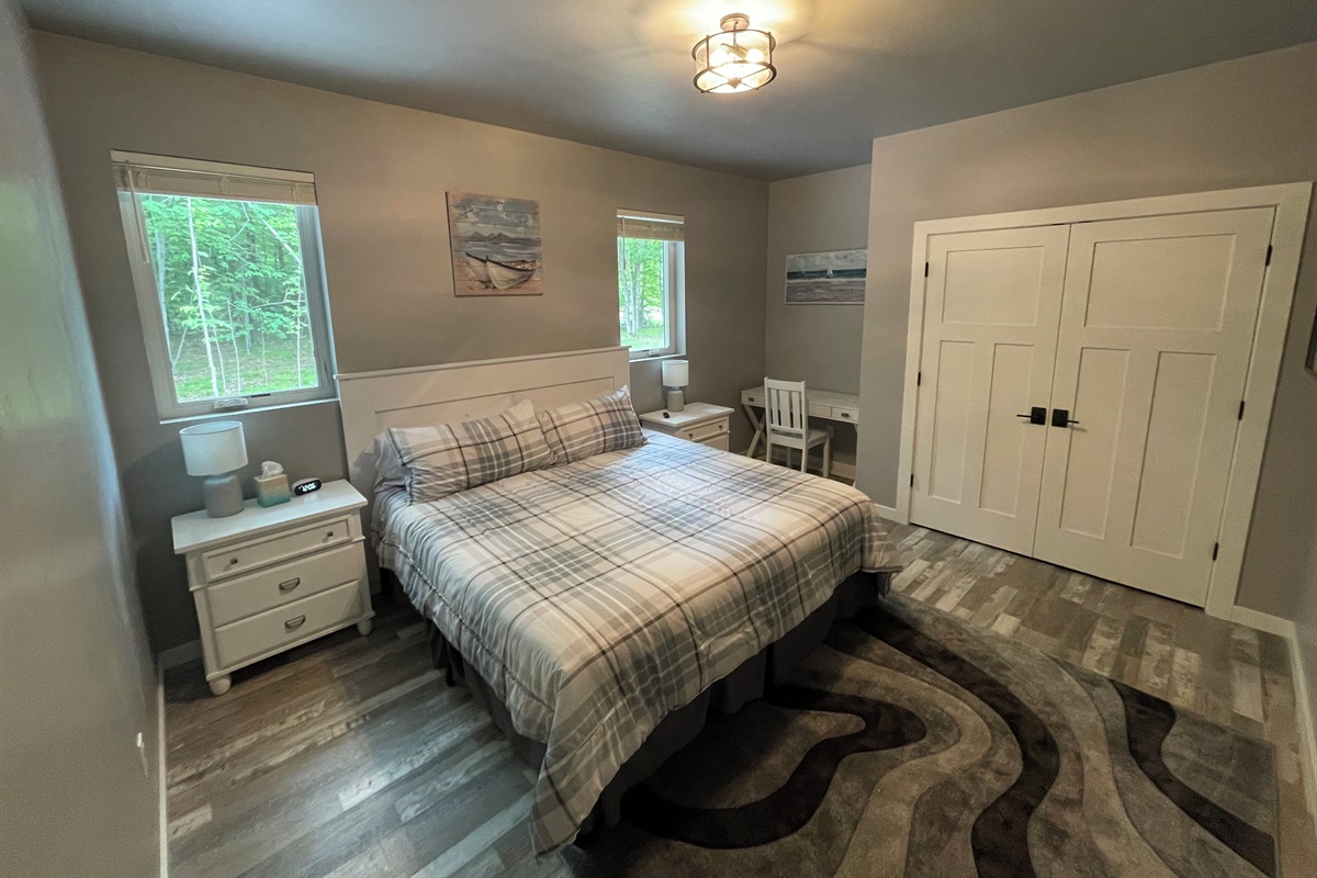 House 1 - bedroom 2 with king bed