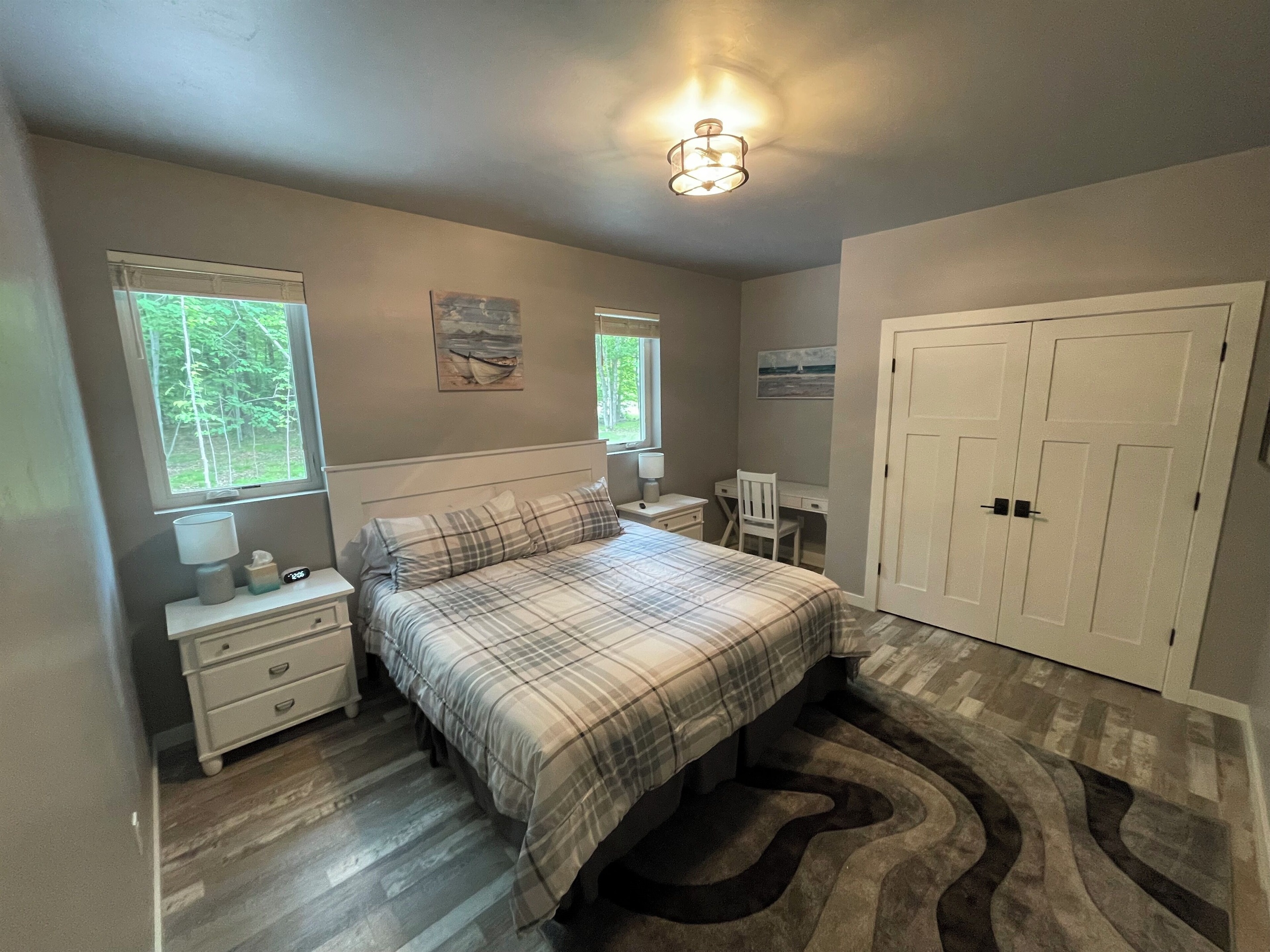 House 1 - bedroom 2 with king bed