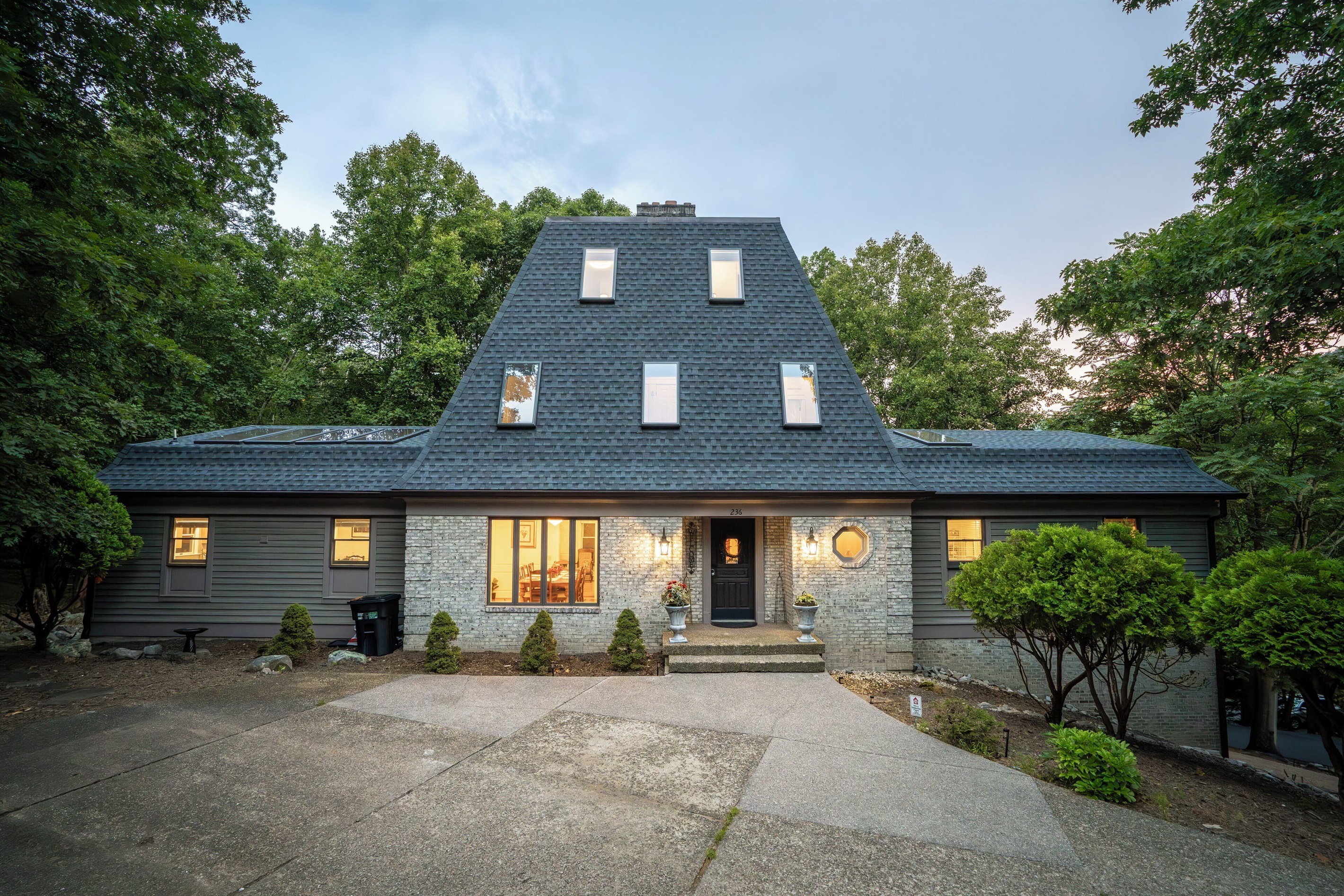 Front of house

