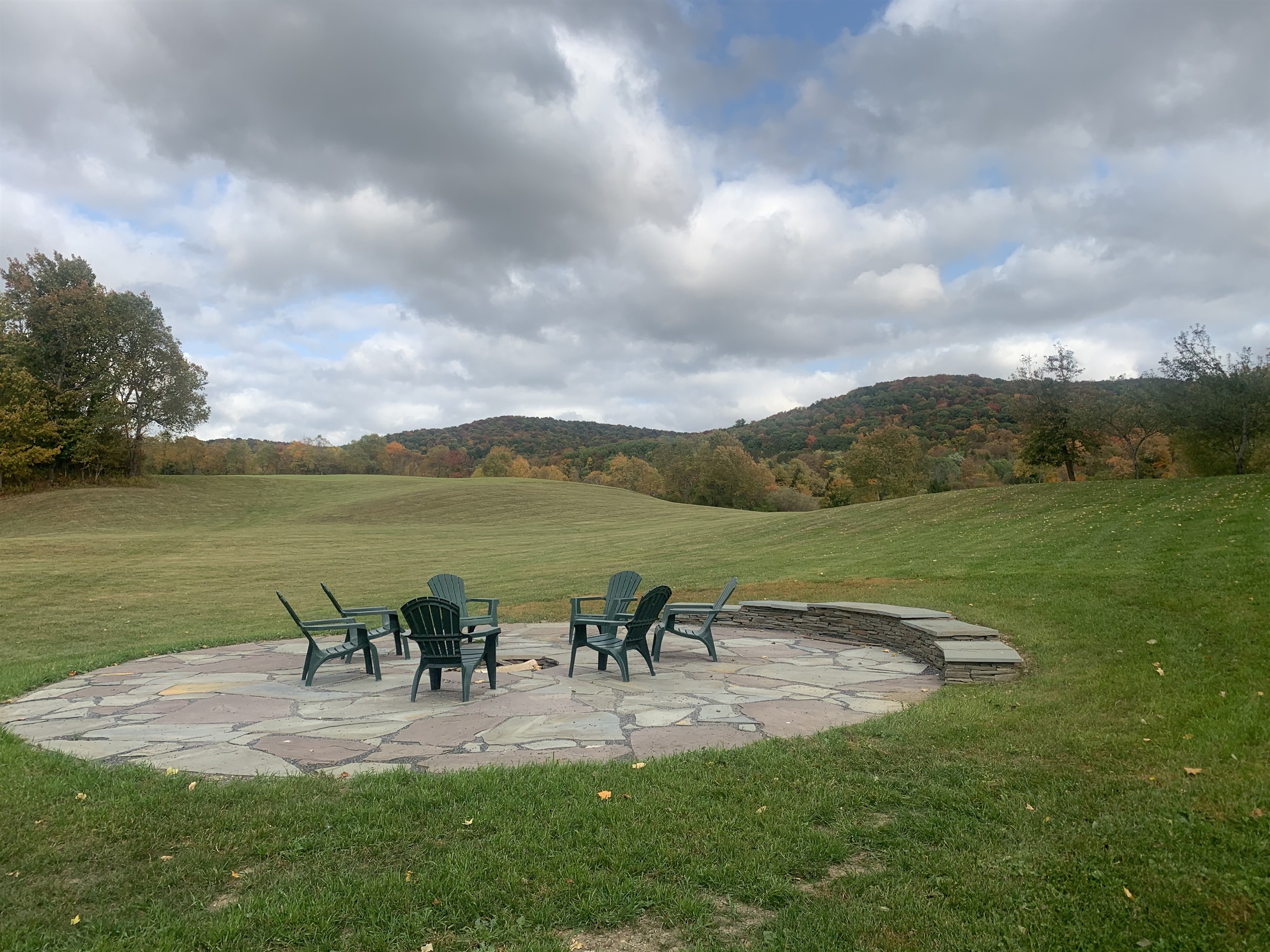 Located nearby at other 2 1825 properties