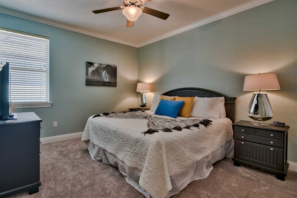 BEDROOM #2- 2ND FLOOR (KING)