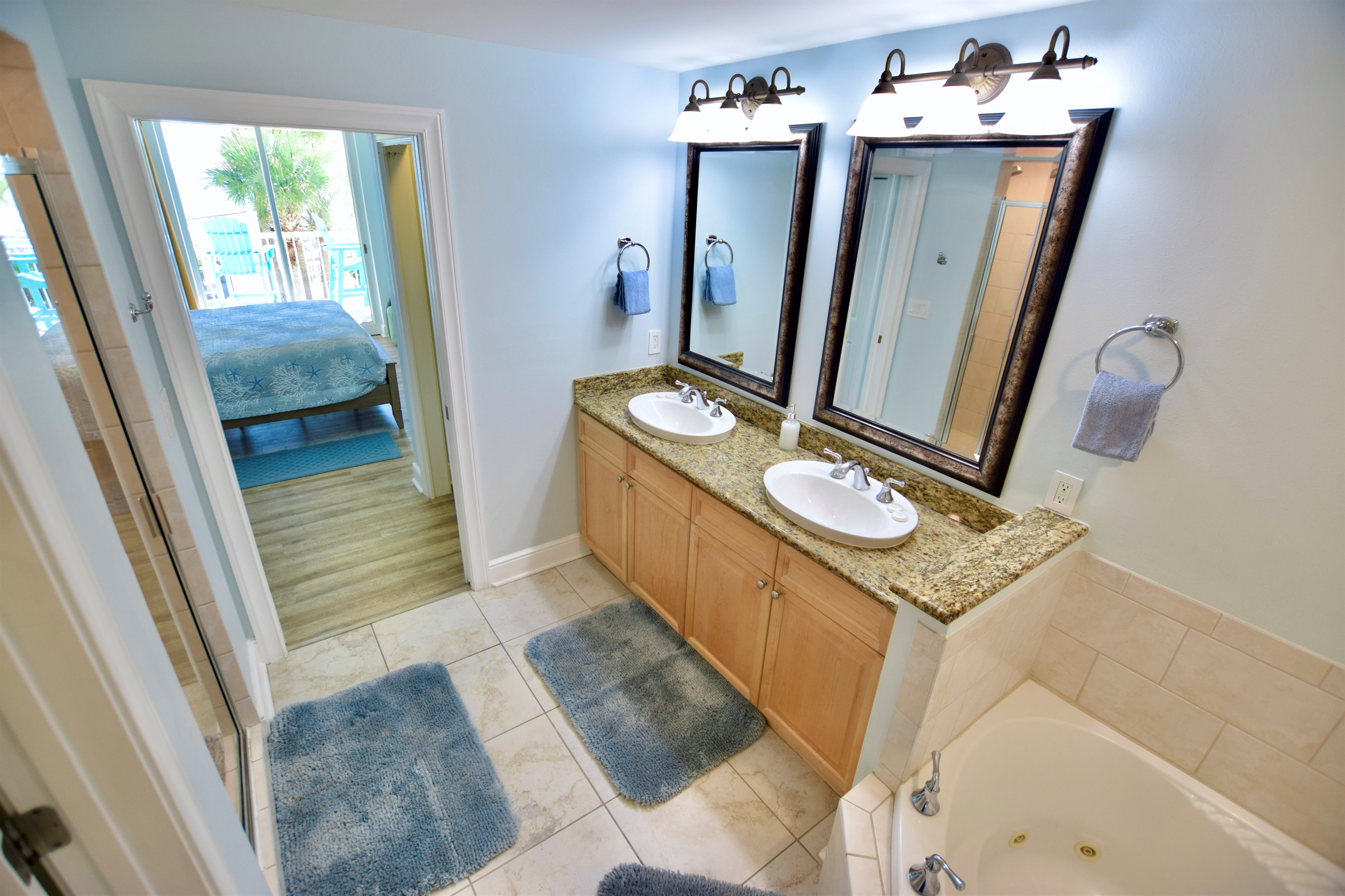 Azure #209: Primary Bath