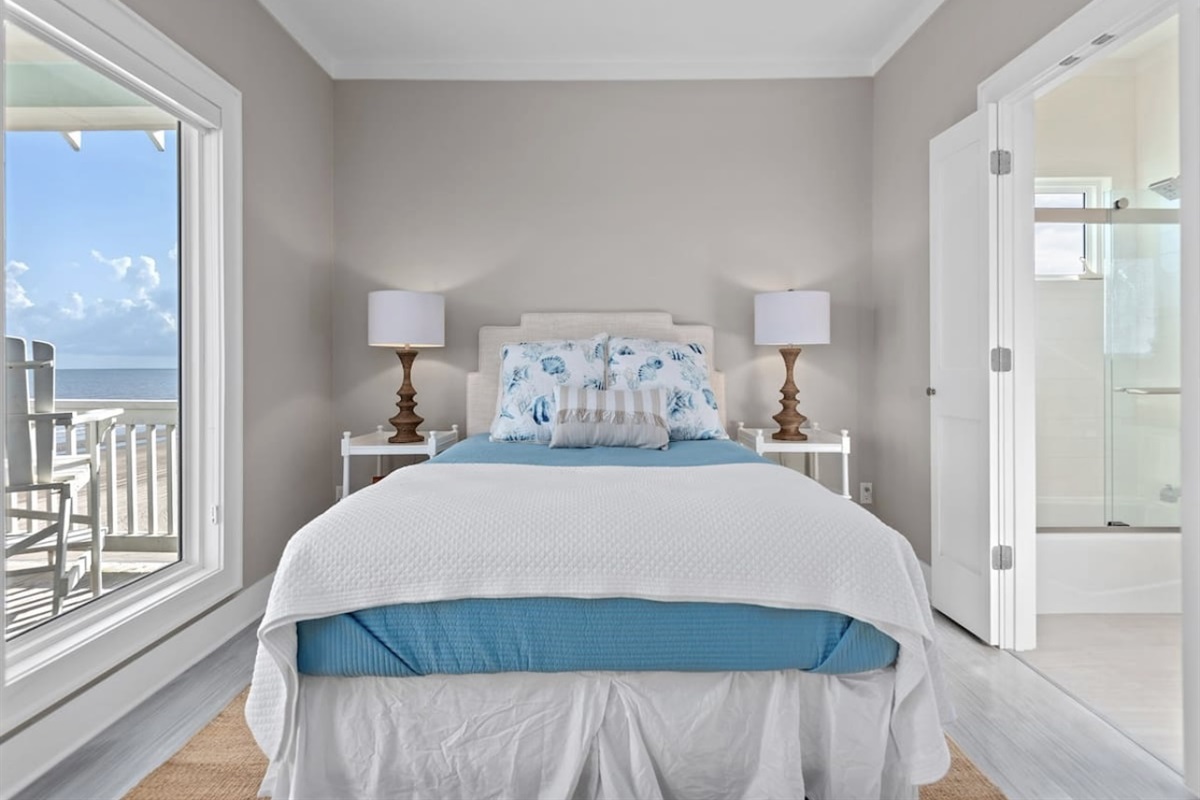 1091999d19474b86b366a320456cbbf0 Large | Beachhouse | Texas | TX | Vacation Homes | Galveston | Crystal Beach | Kokomo | Breezy Days | Beachfront Elegance | Sunrise Serenity | Southern Sands Property Management, LLC