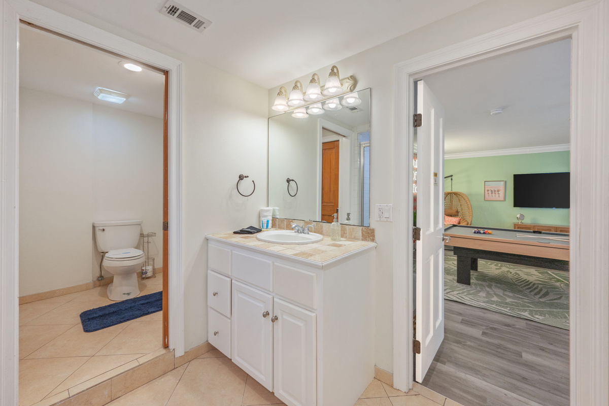 1st floor bathroom