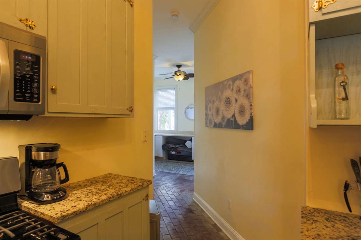 Start your mornings right with a fresh pot of coffee before heading out to explore Savannah.