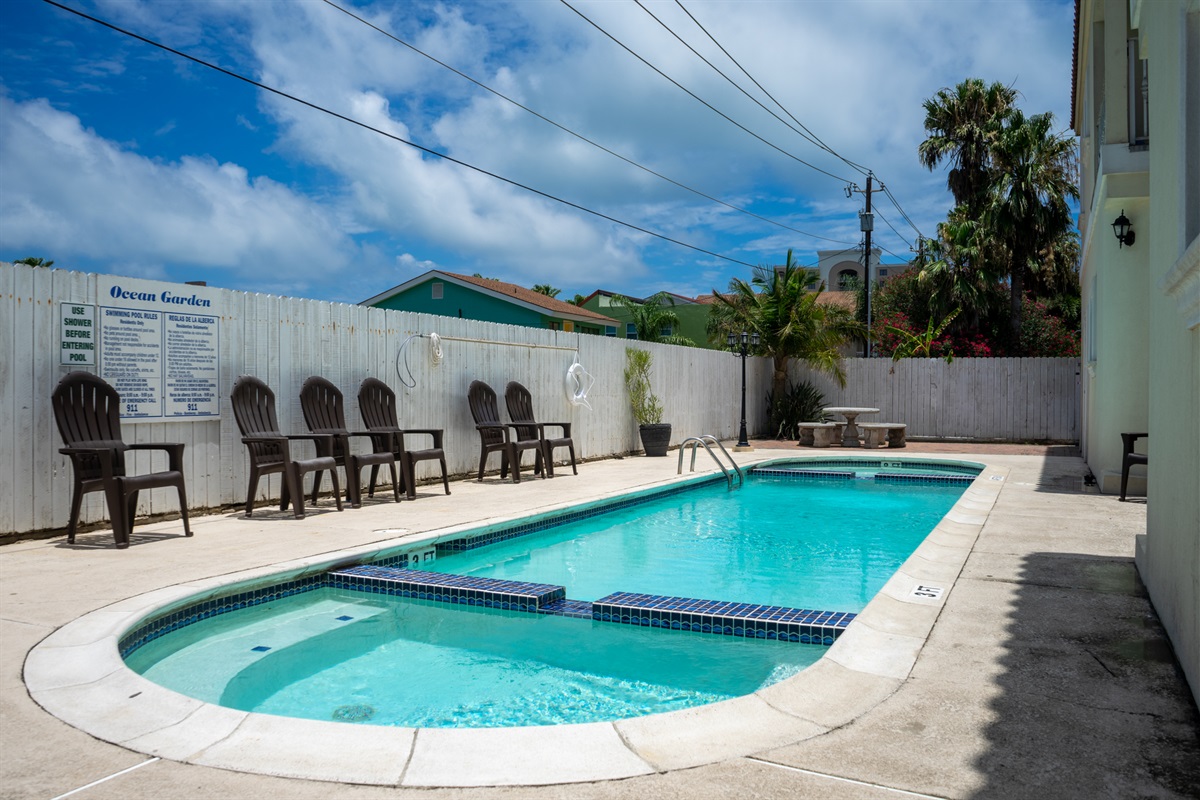 Wonderful swimming pool!