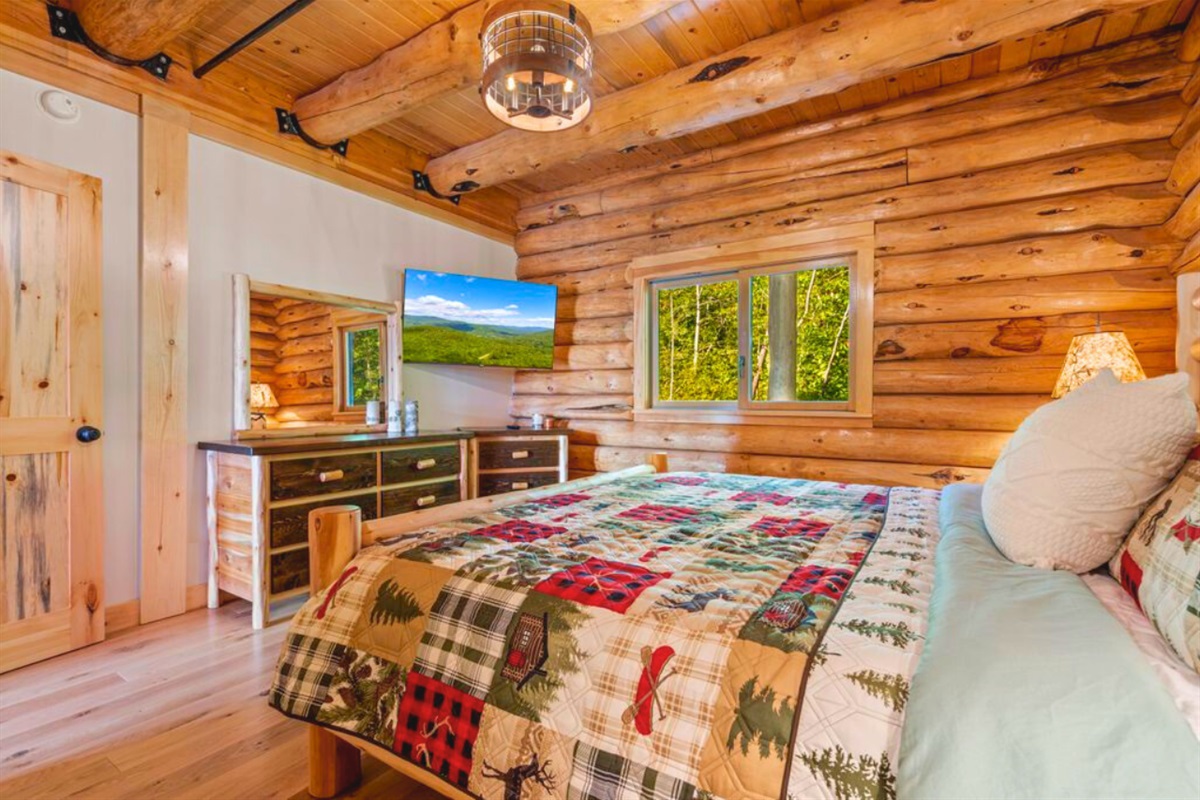 Comfort and convenience on the main level with King bed and bath.