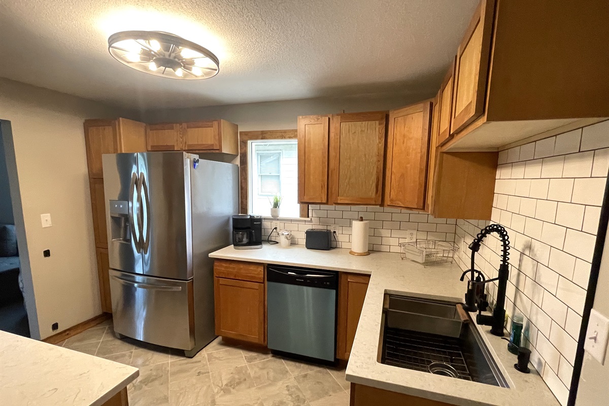 Full kitchen