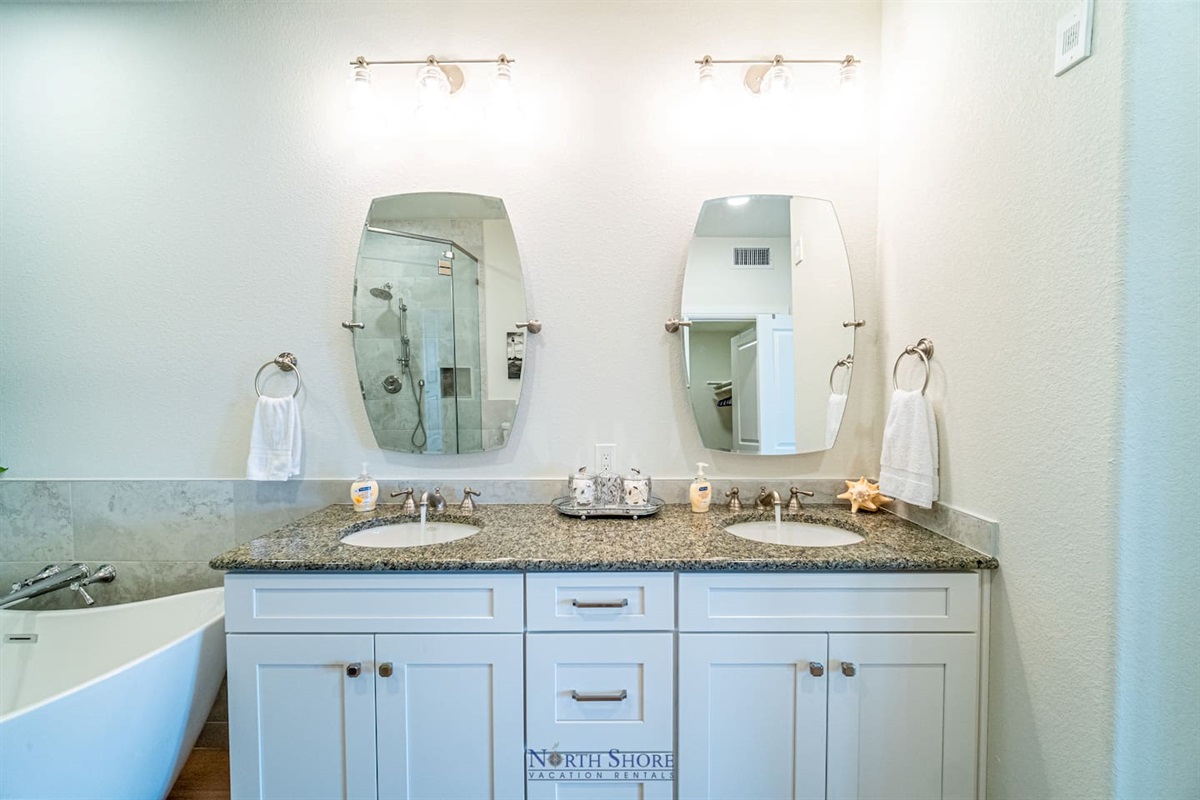 Double Vanity in Master Bath