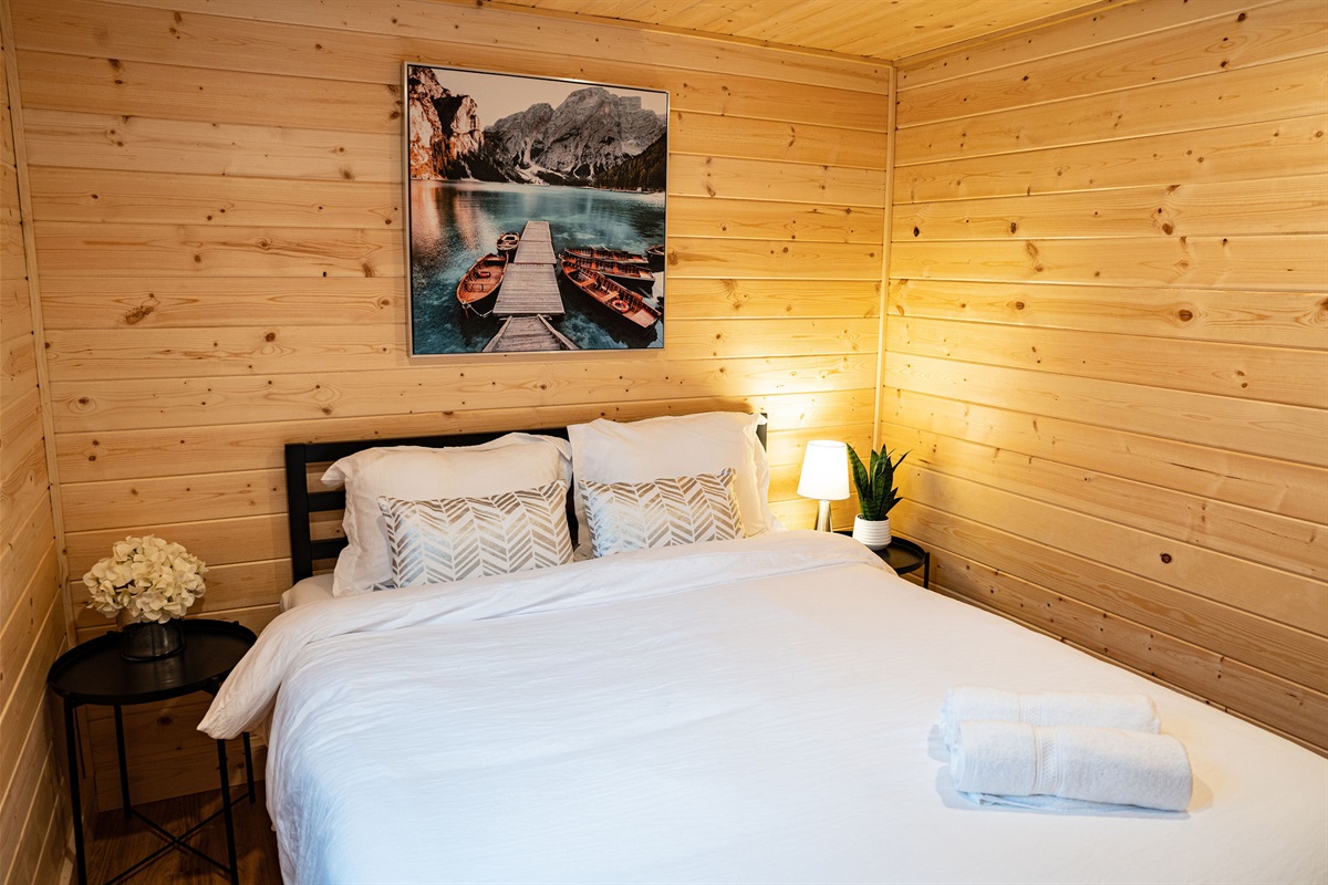 Lower bedroom