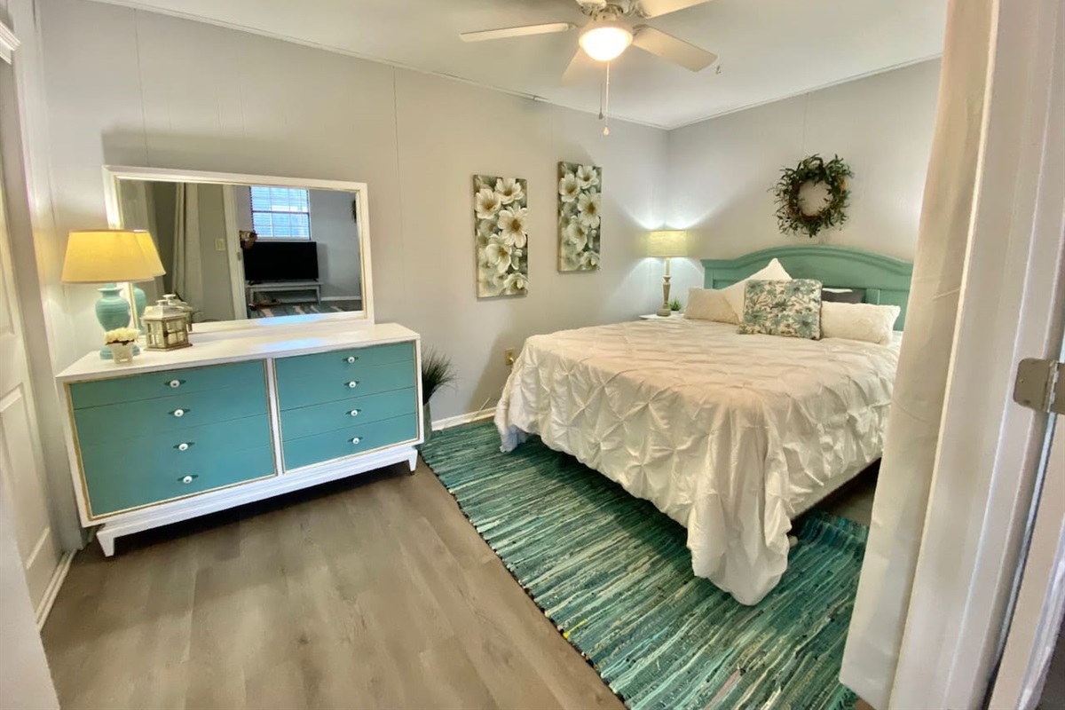 Comfortable bed for a great night's sleep!