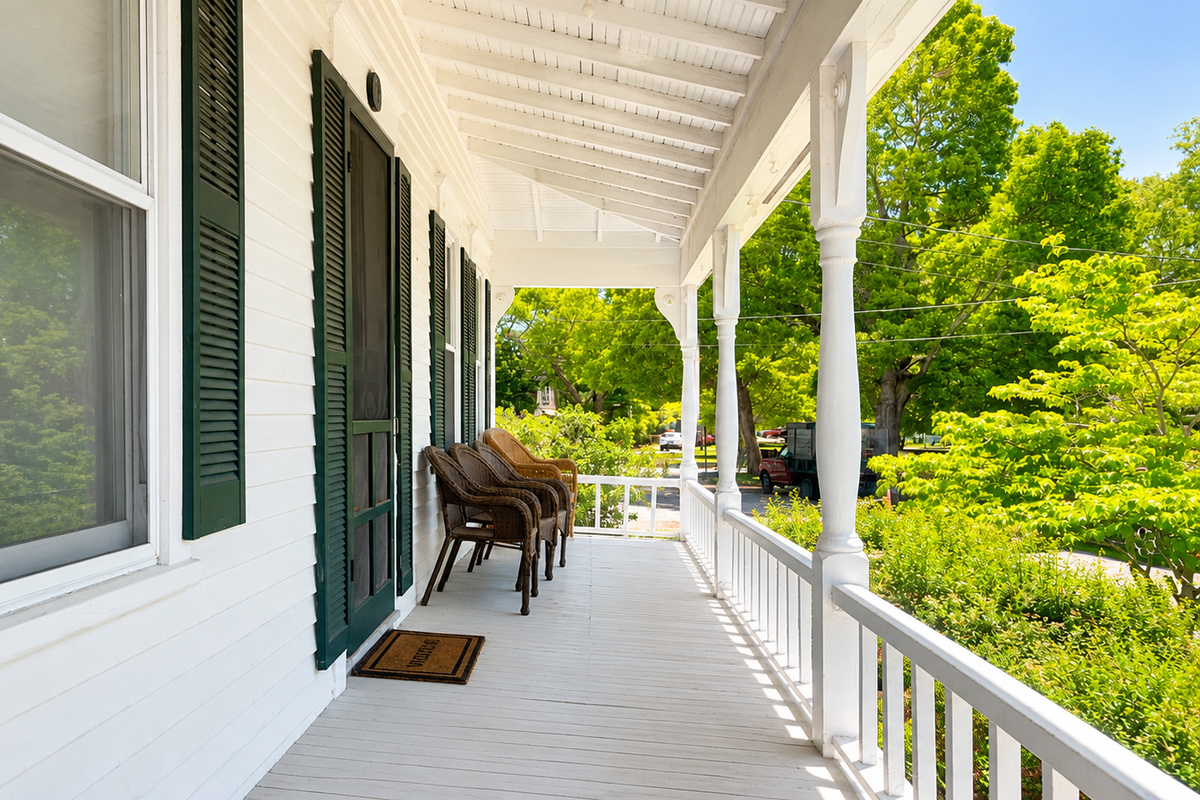 Front deck