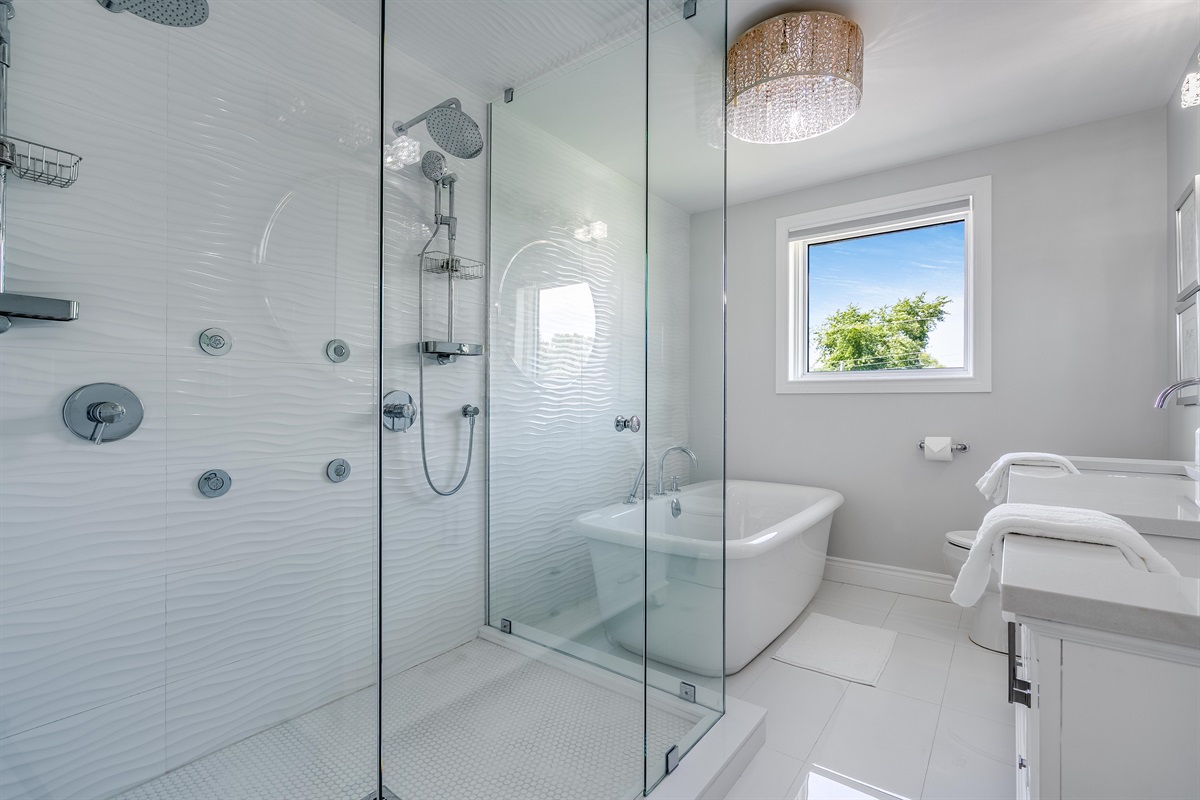 A bathroom where glamour meets calm.