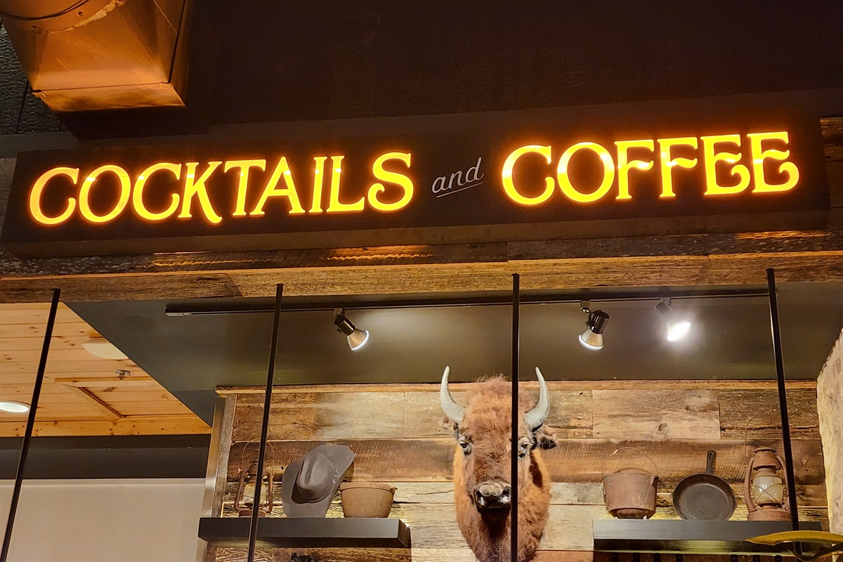 Have breakfast at Buffalo Breakfast Co!