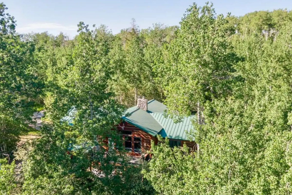 Private! Nestled in an Aspen forest.