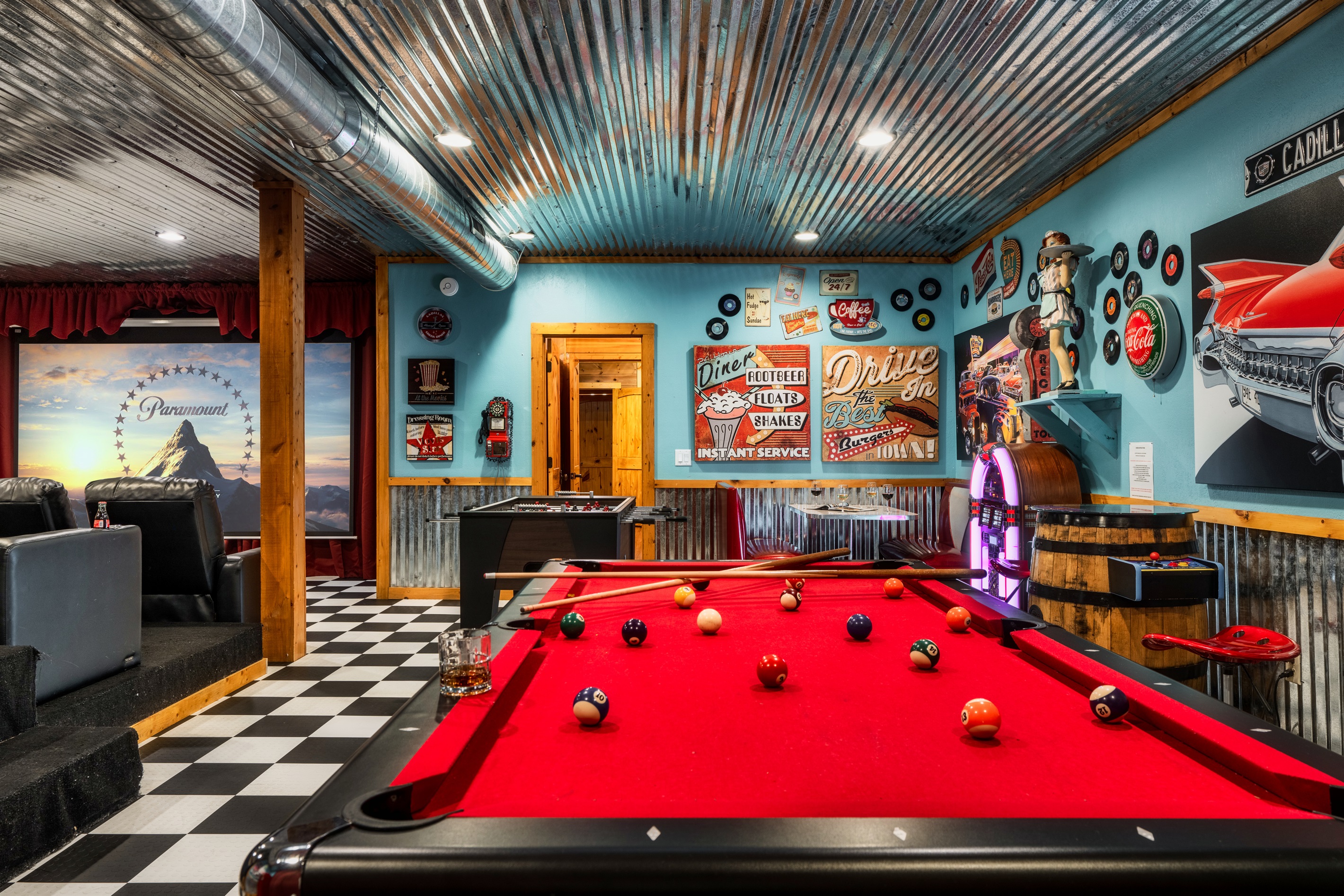 Foosball, pool table and arcade!