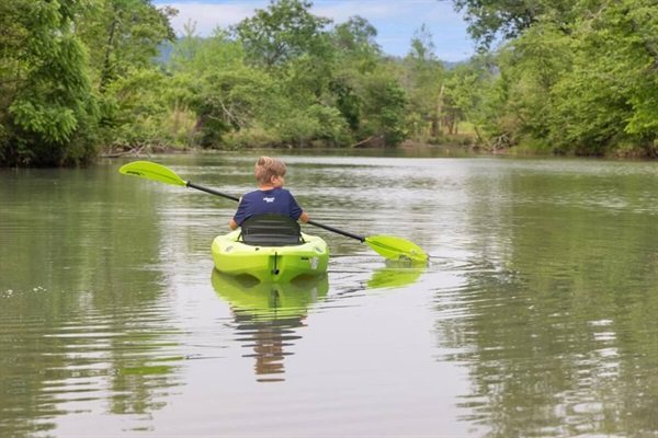 Peaceful kayaking on the Little River with private access directly from the property. Possible sightings of otters or beavers.