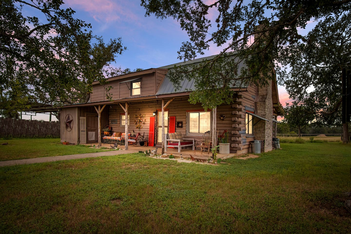 Doe Creek Horse Ranch, Bandera