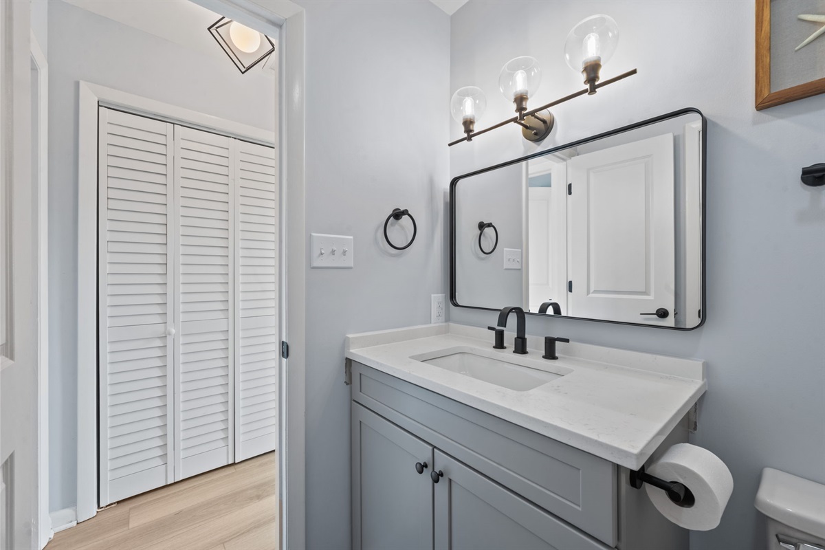 Single sink vanity with updated fixtures