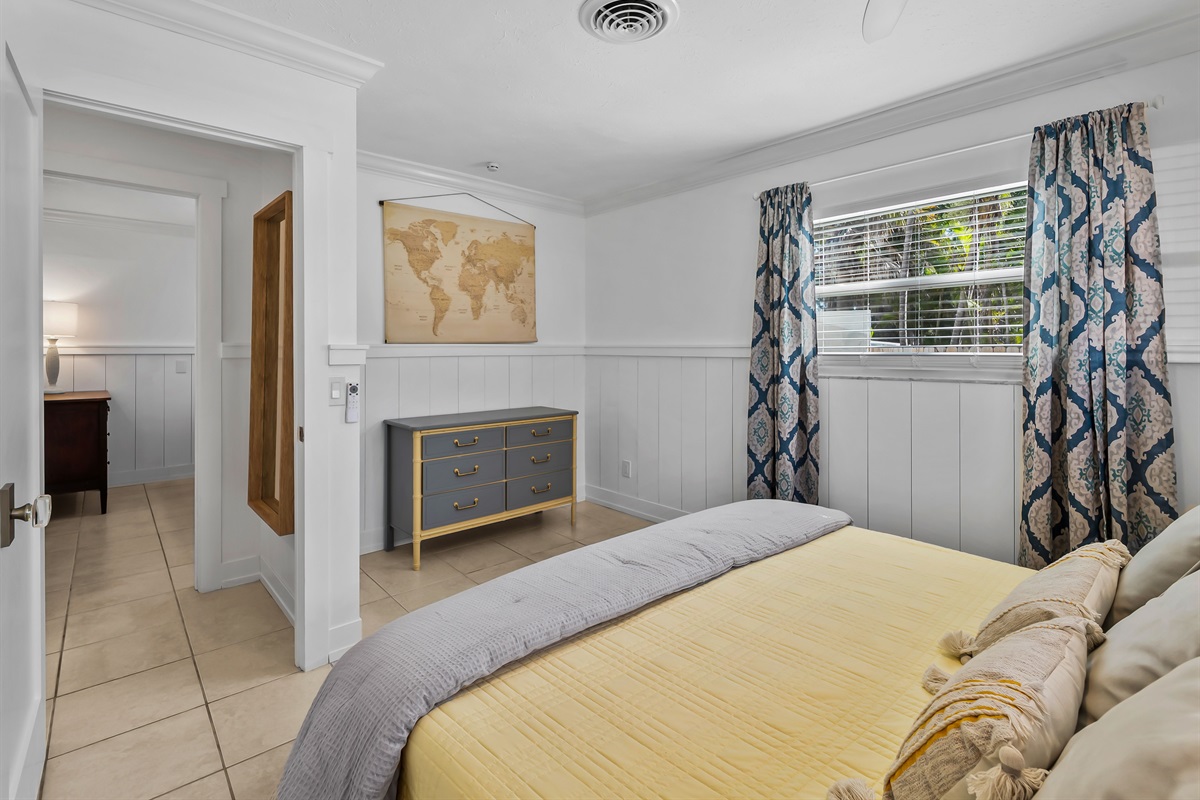 King Bed - Bedroom