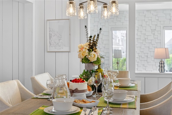 Light-filled dining area designed for shared meals and gatherings in a bright, comfortable setting.