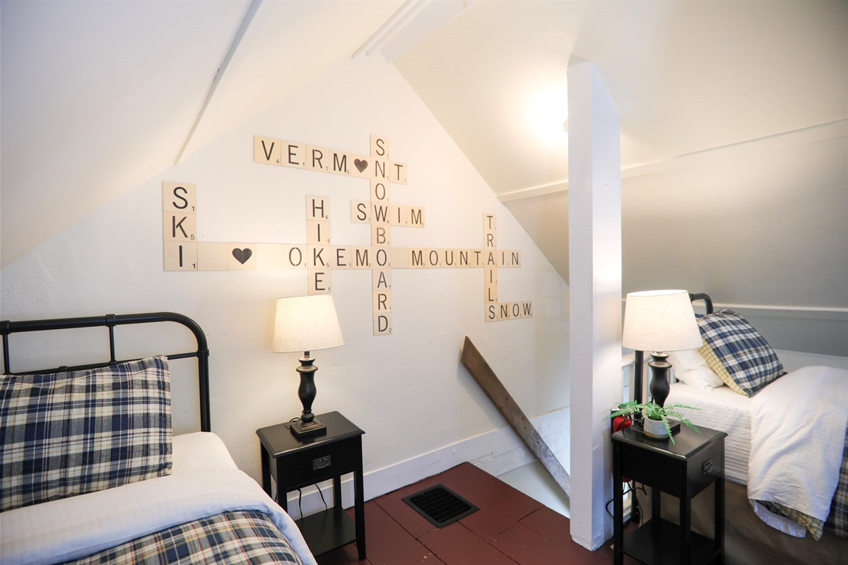 Third floor, 4 twin beds