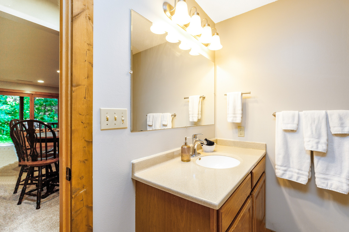 Ensuite for Bedroom #5