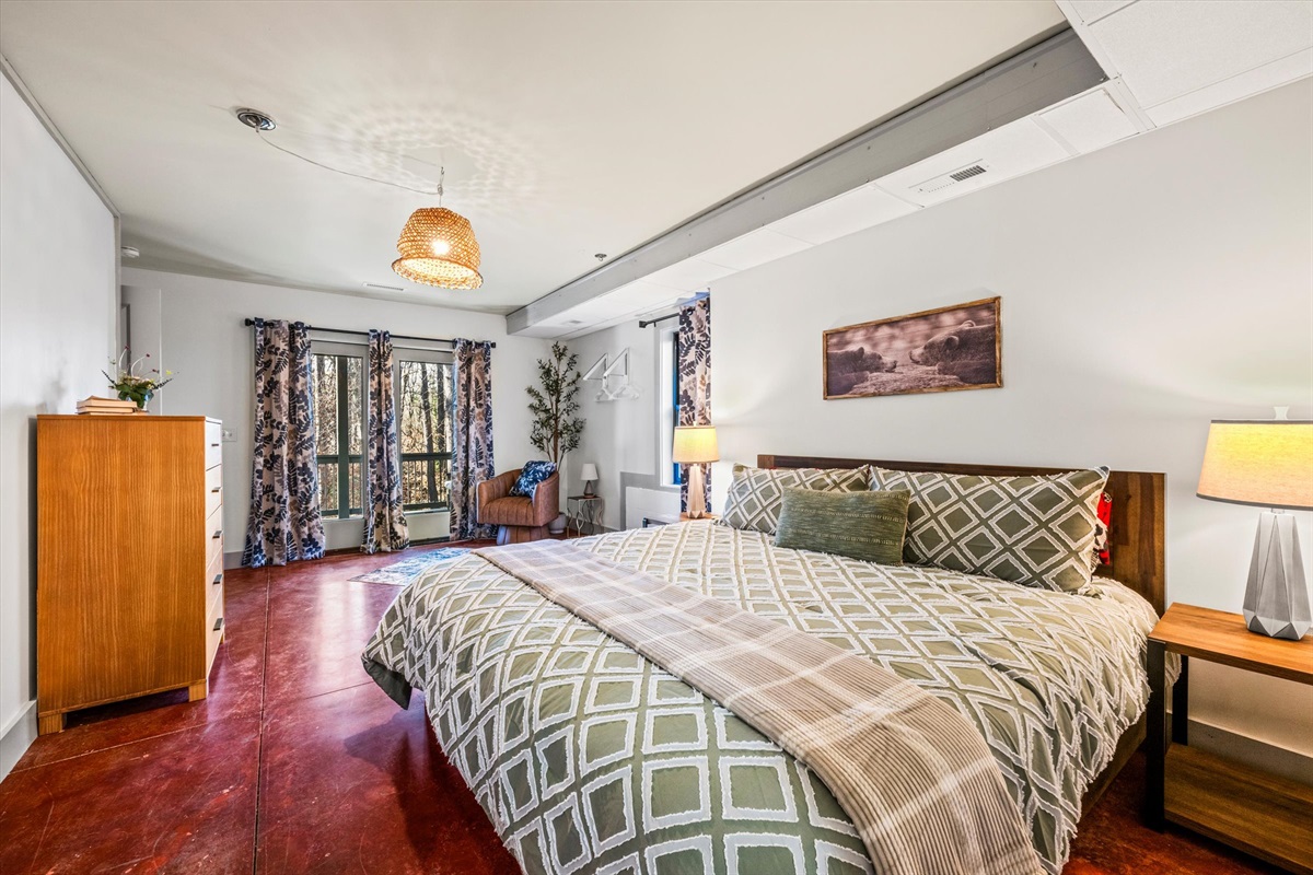 King bed and view of bedroom