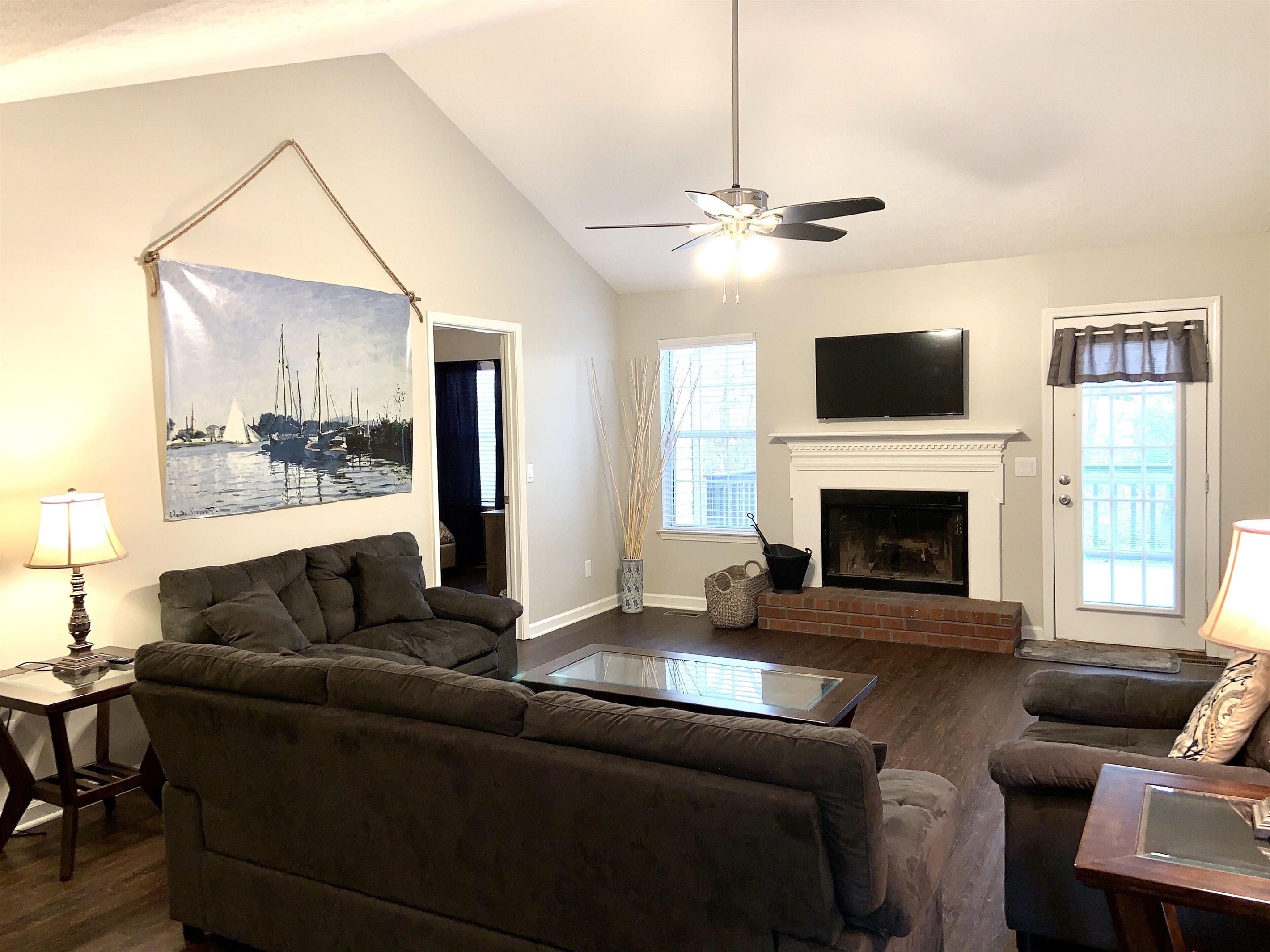 Creekside Retreat With Peaceful Backyard - Gorgeous Tranquil Haven - Nashville, TN