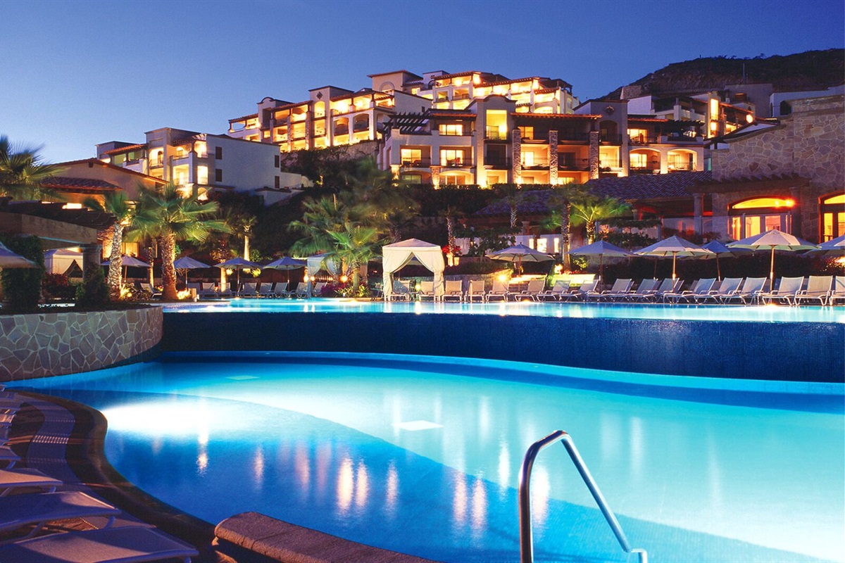 Pools and Beach at Pueblo Bonito Sunset Beach, Vacation Travel Exclusives