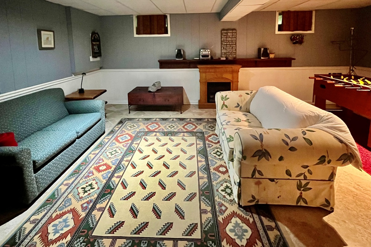 11f836e10b0b4da8bdf7d06912a35907 Large