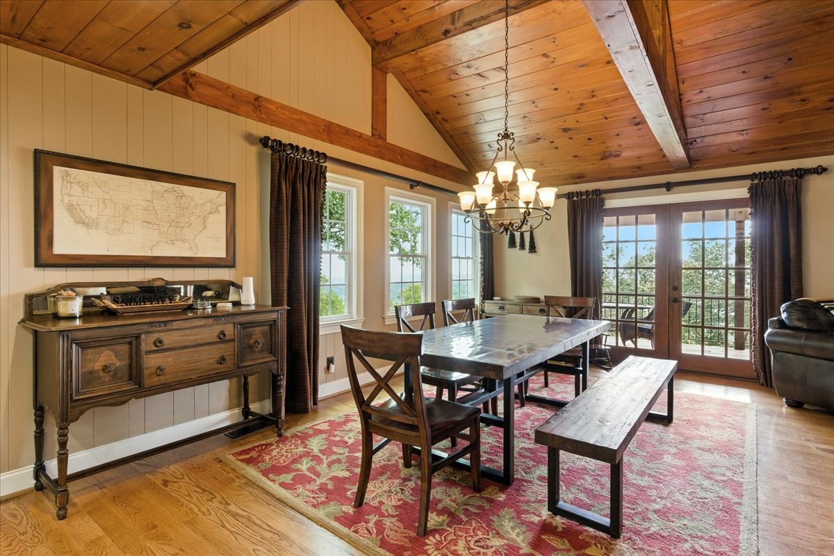 The spacious dining table comfortably seats 8, making it ideal for family meals and gatherings with friends.