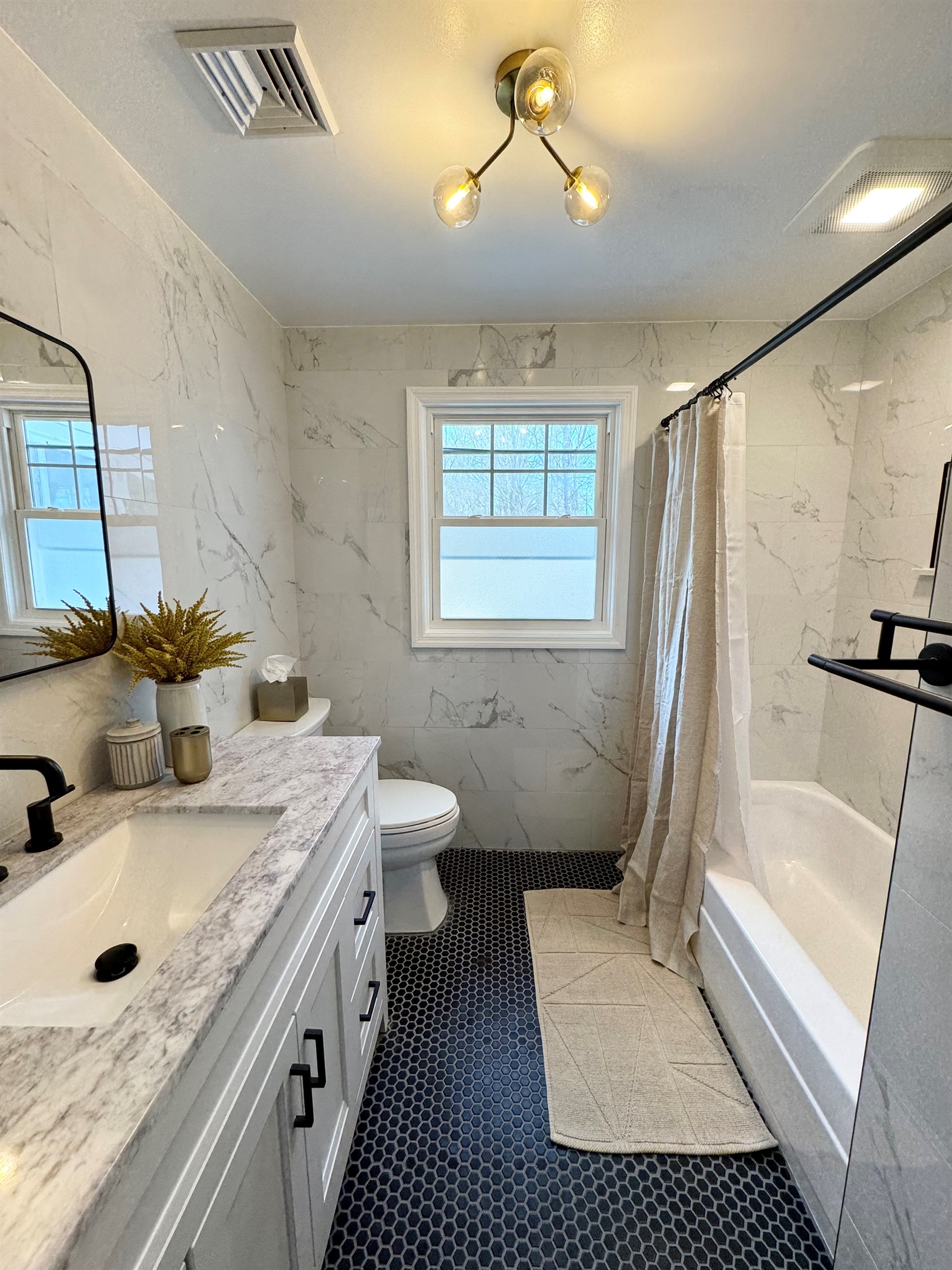 Full bathroom on the main floor