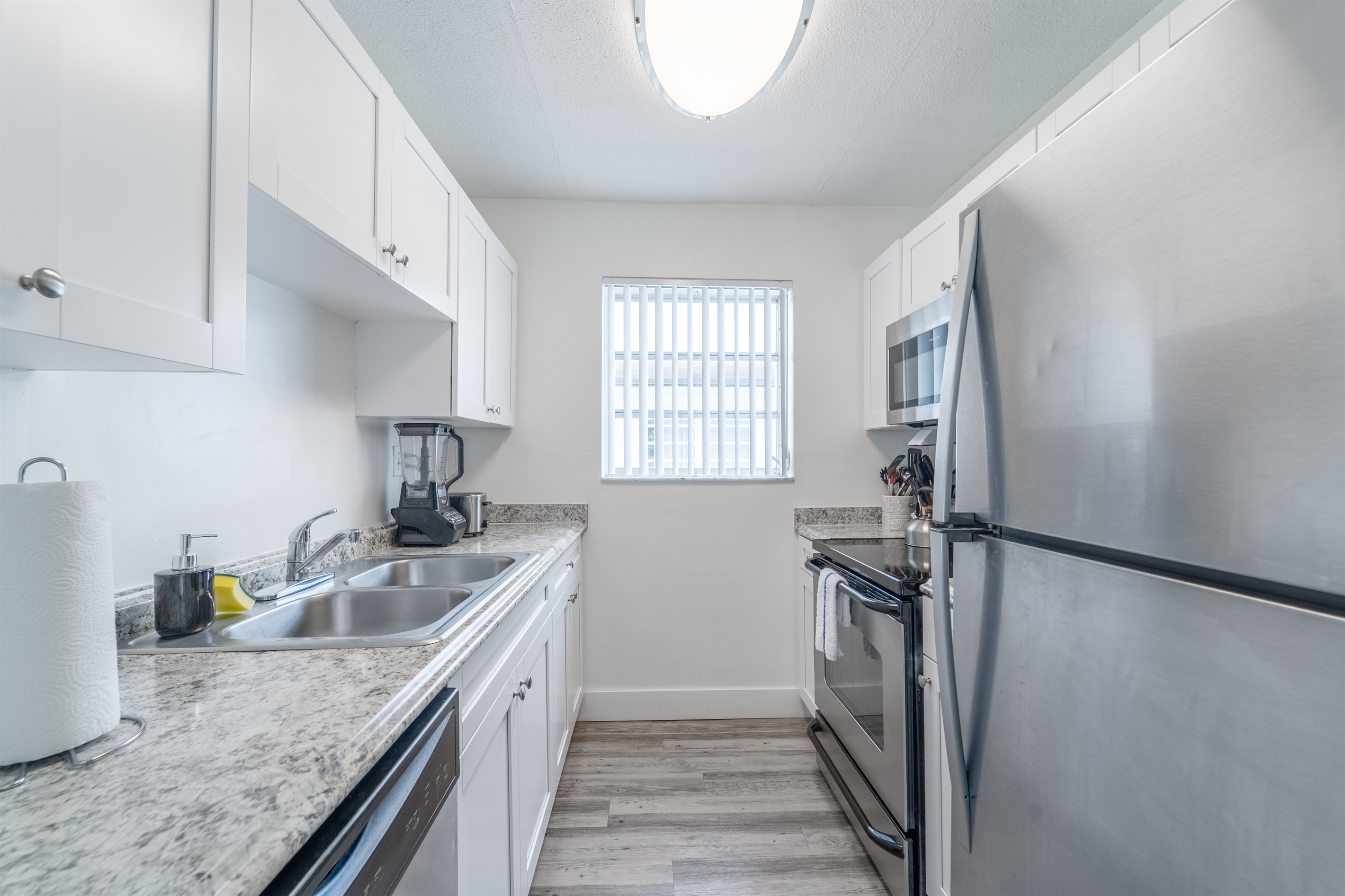 2 BD Condo - Sleeps 4 - Palm Wave Stays 5
