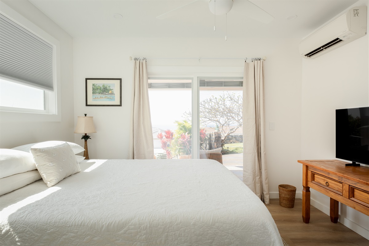 Queen Bed with memory foam mattress