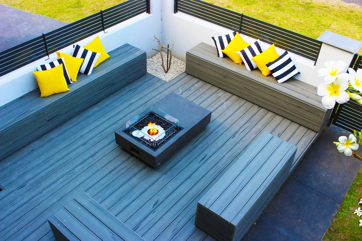 The front bottom deck at Skye’s Beach House Malua Bay adds a lower-level outdoor space on the beach-facing side of the home.