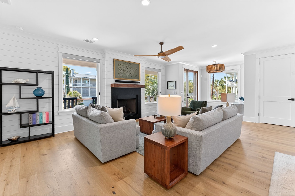 Living Room | On Beach Time | 6 30th Ave, Isle of Palms, SC | IOP Escapes
