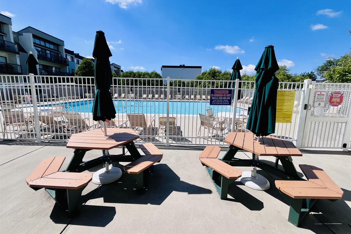 Community Pool & Seating