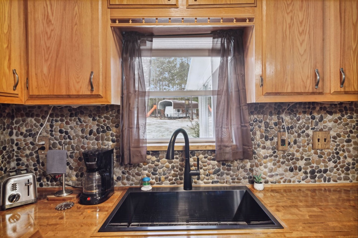 Newly updated kitchen!