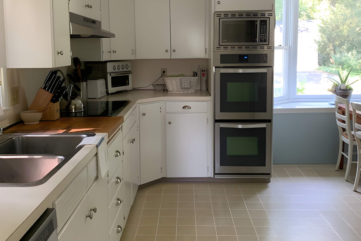 Kitchen with new appliances 