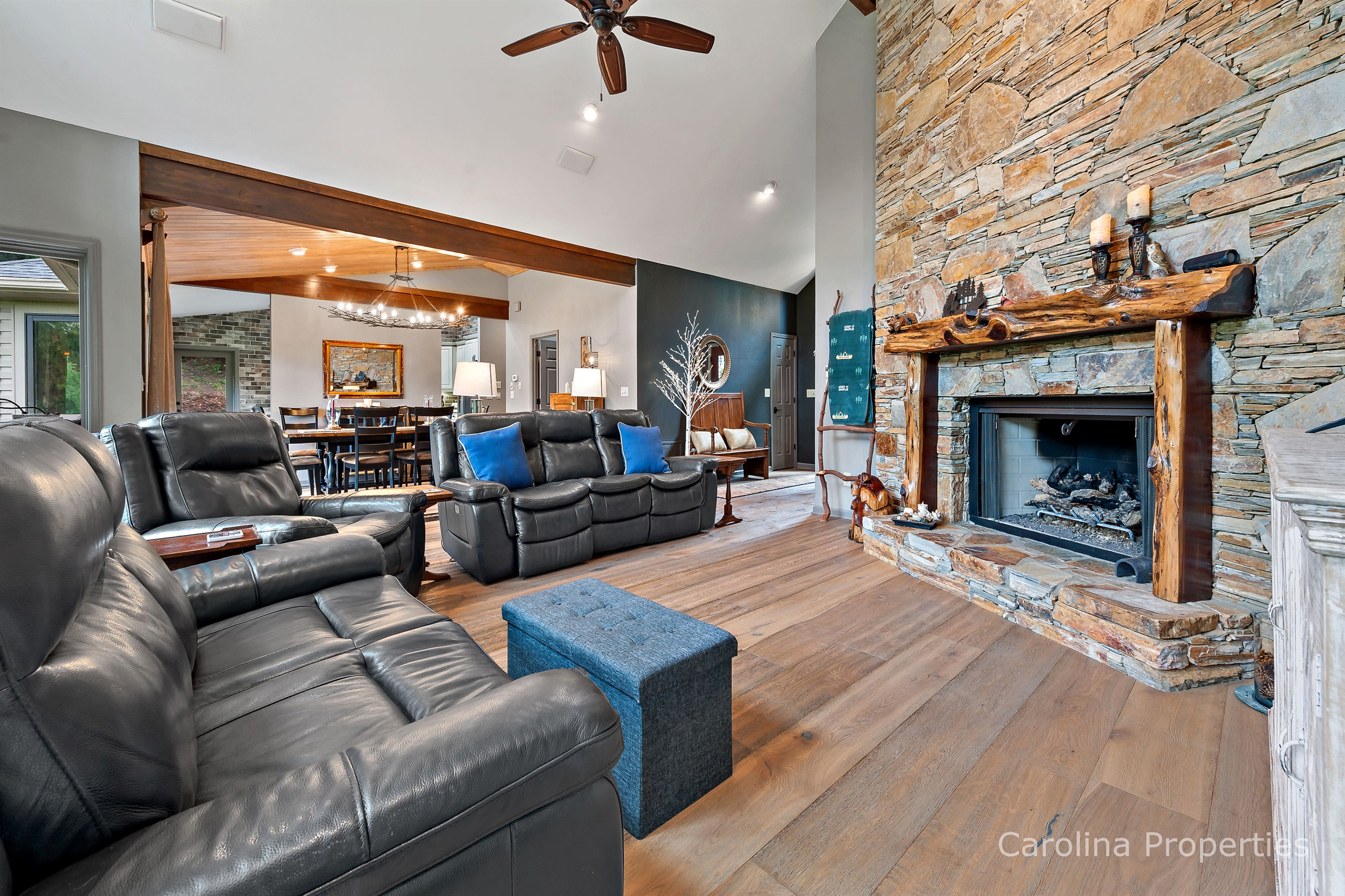 TranquiliTee Retreat on Apple Valley Golf course! 5