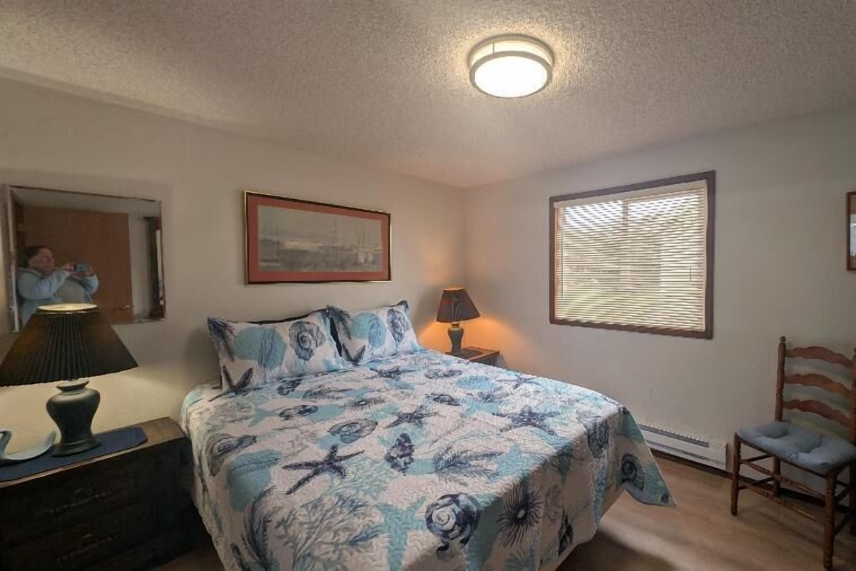 second queen Bedroom