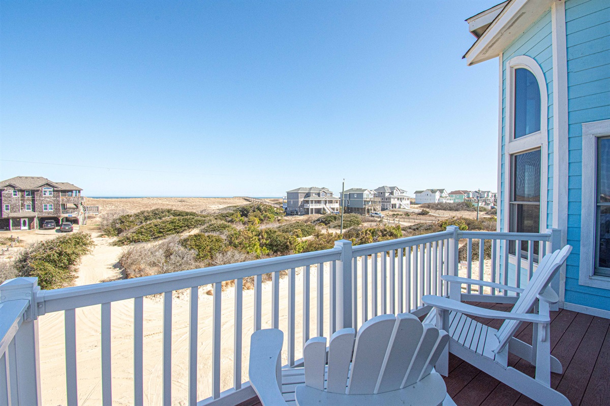 3rd floor master private balcony