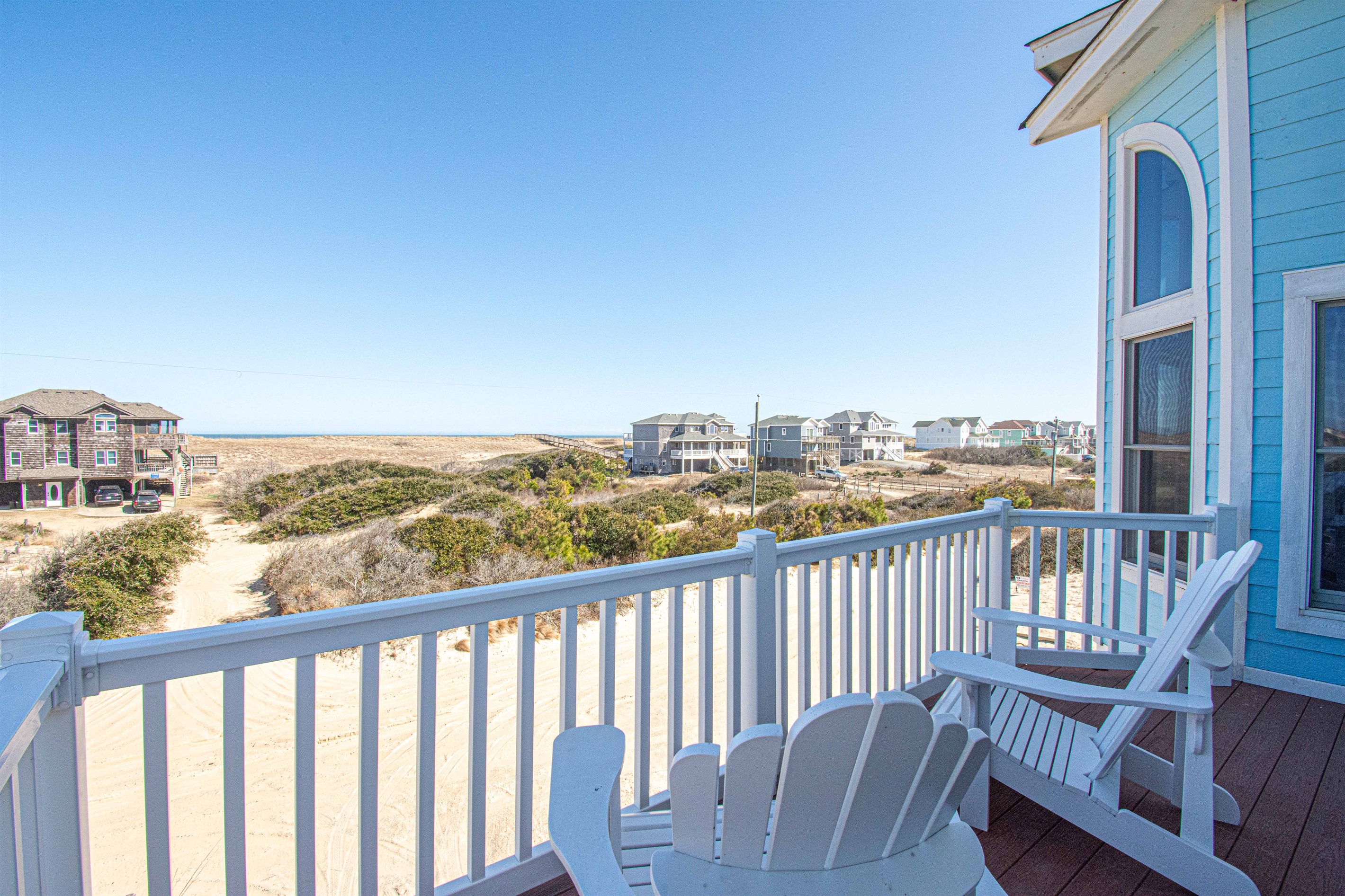 3rd floor master private balcony