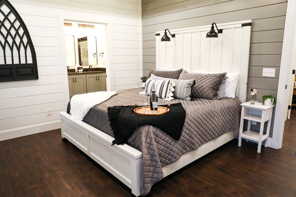 Master 1 King Ensuite