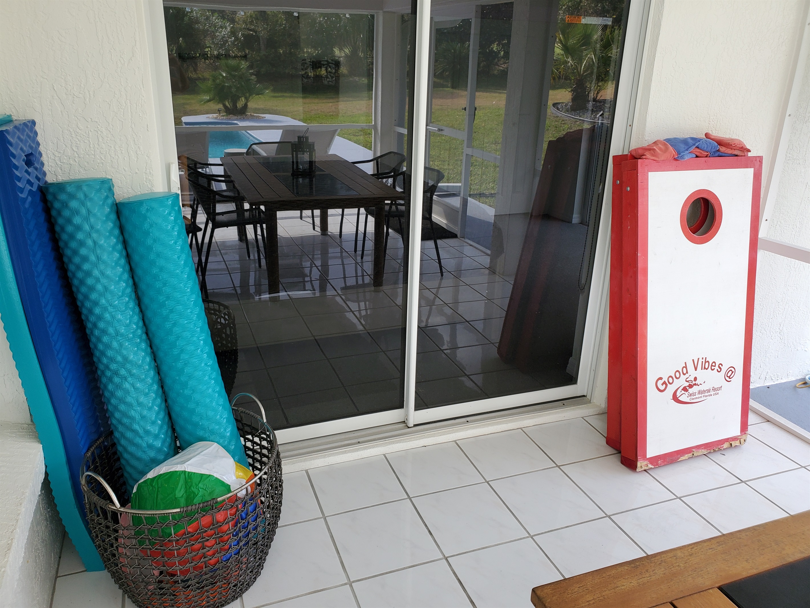 Games and pool floaties