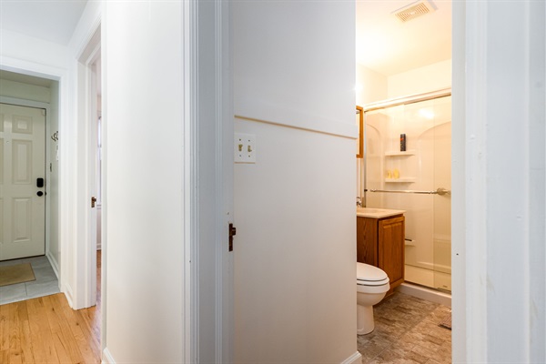 Minutes from Notre Dame ☘️ | 4BR Home for Groups | Sleeps 8–10, photo 20
