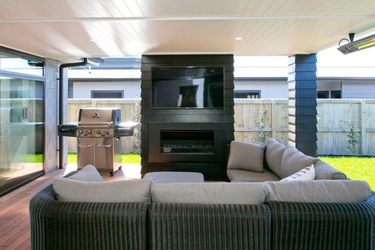 Backyard Entertainment Area