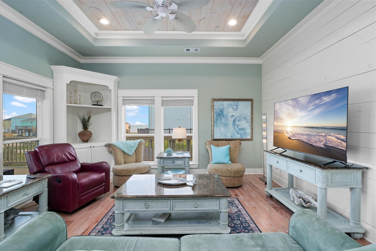 12acb6d7cb7342dd8f178c98bd4c38c8 Large | Beachhouse | Texas | TX | Vacation Homes | Galveston | Crystal Beach | Kokomo | Breezy Days | Beachfront Elegance | Sunrise Serenity | Southern Sands Property Management, LLC